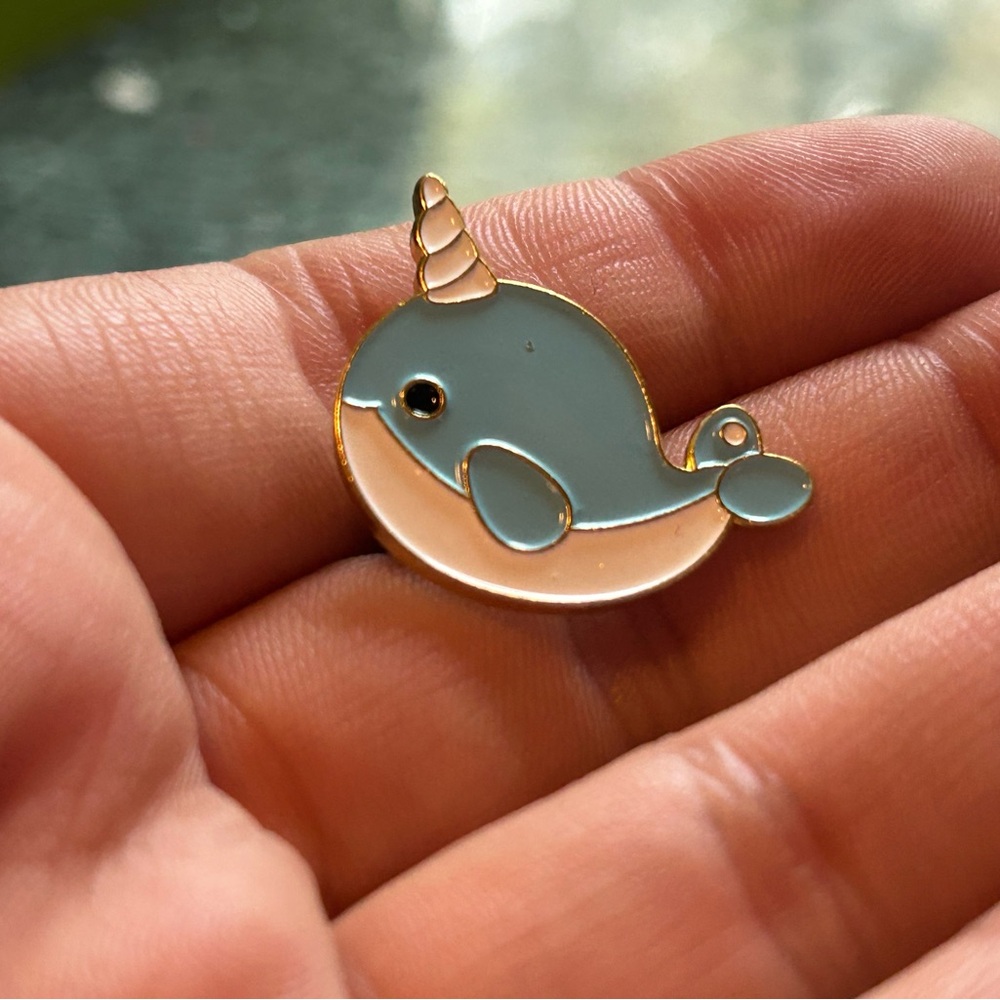Itty bitty narwhal pin